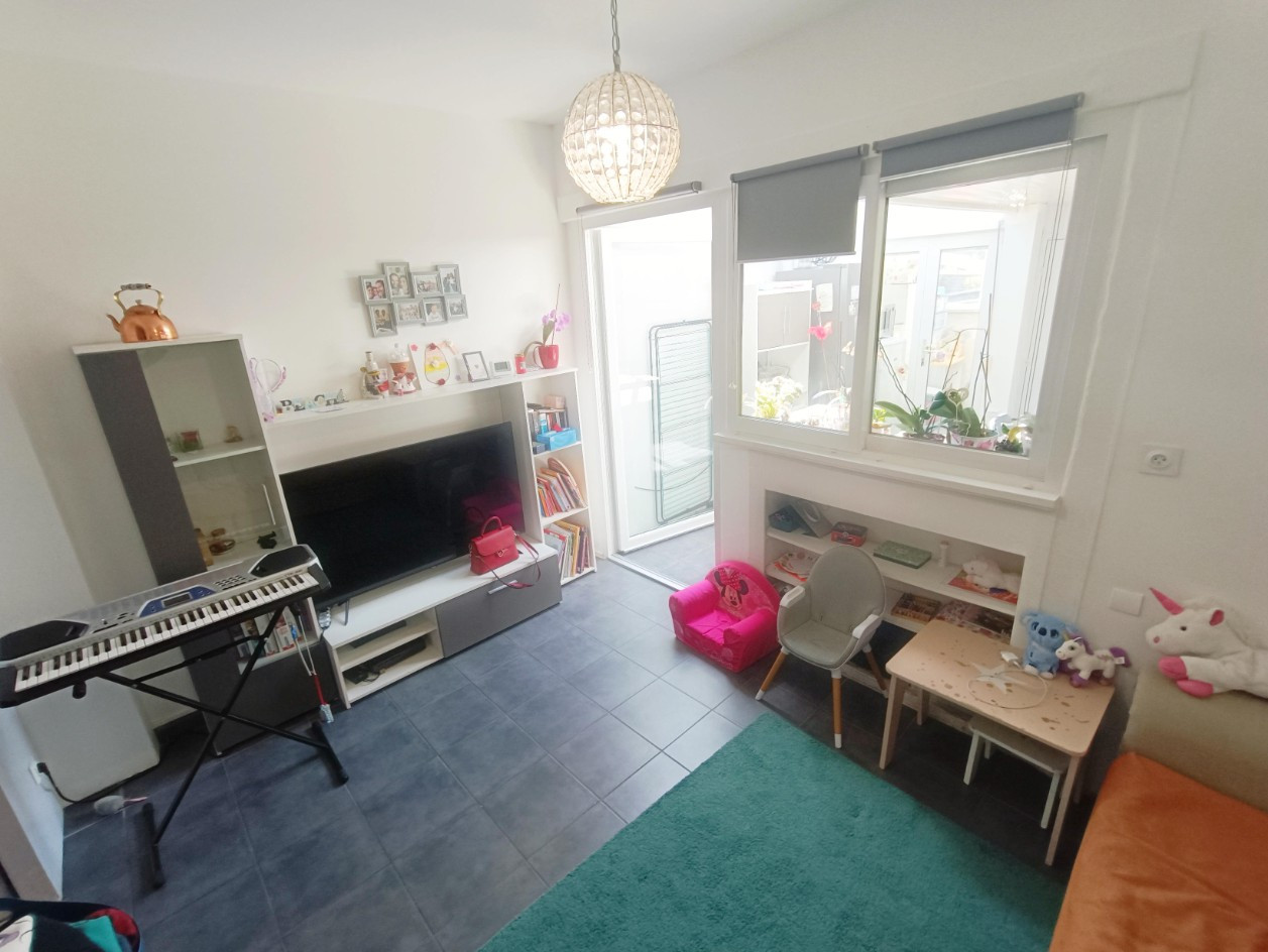 
                                                Vente
                                                 Maison 3 chambres, 84m² Saint-Pierre avec terrasse