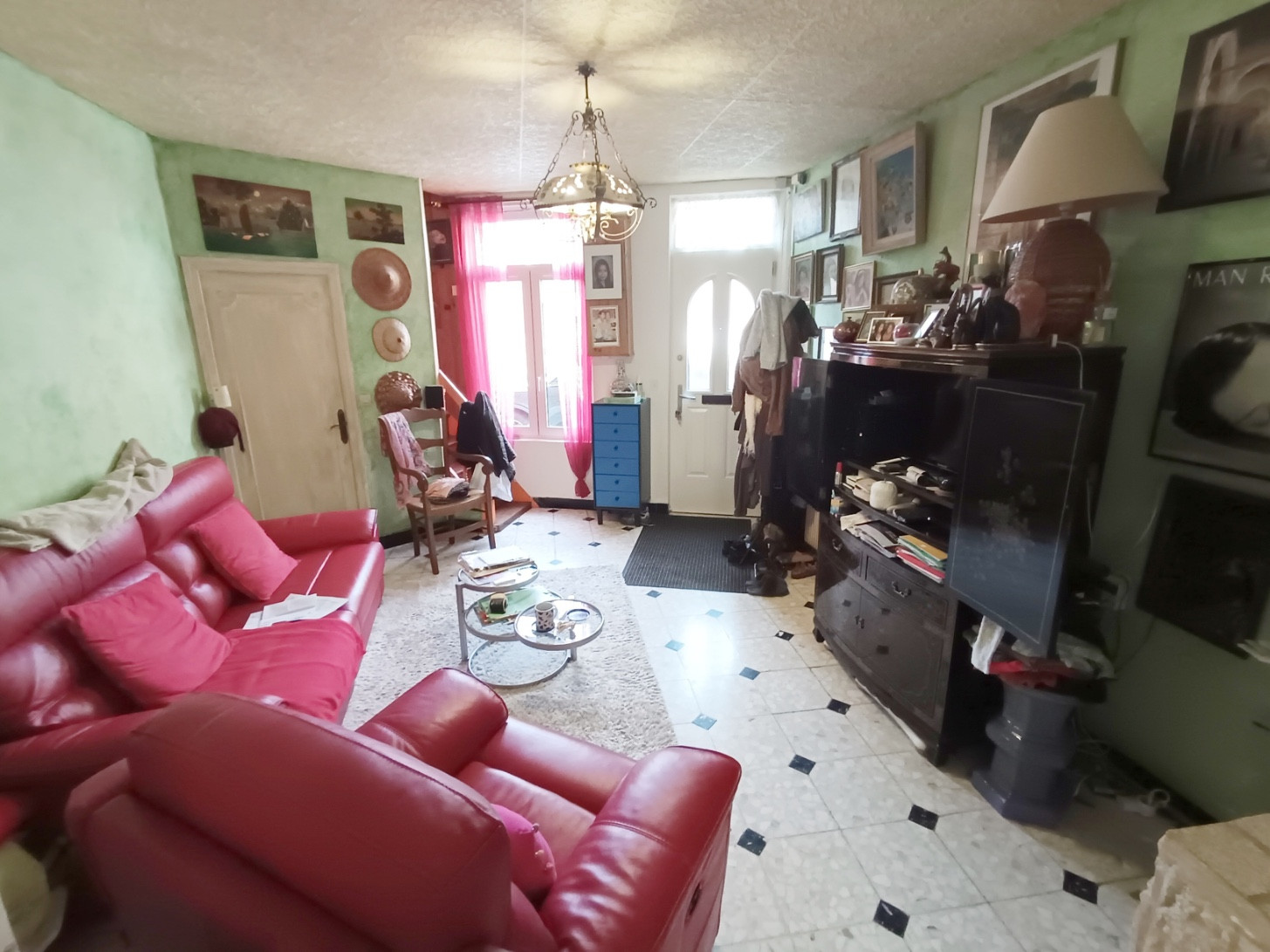 
                                                Vente
                                                 Maison 3 chambres avec cour extérieur Amiens