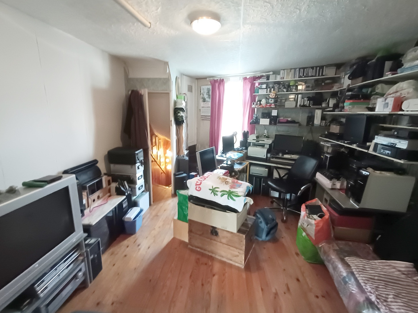 
                                                Vente
                                                 Maison 3 chambres avec cour extérieur Amiens