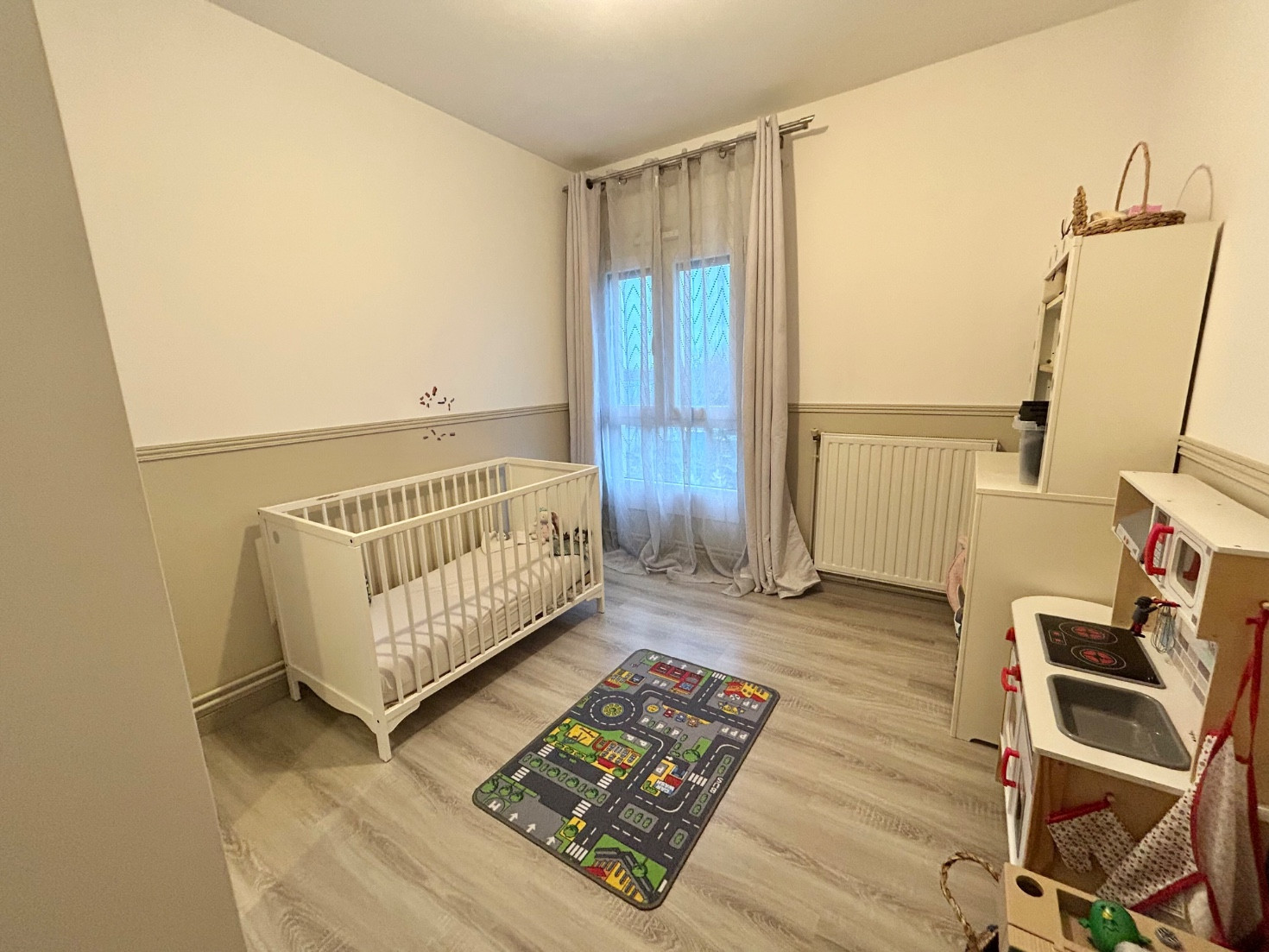 
                                                Vente
                                                 Maison 3 chambres avec véranda et garage