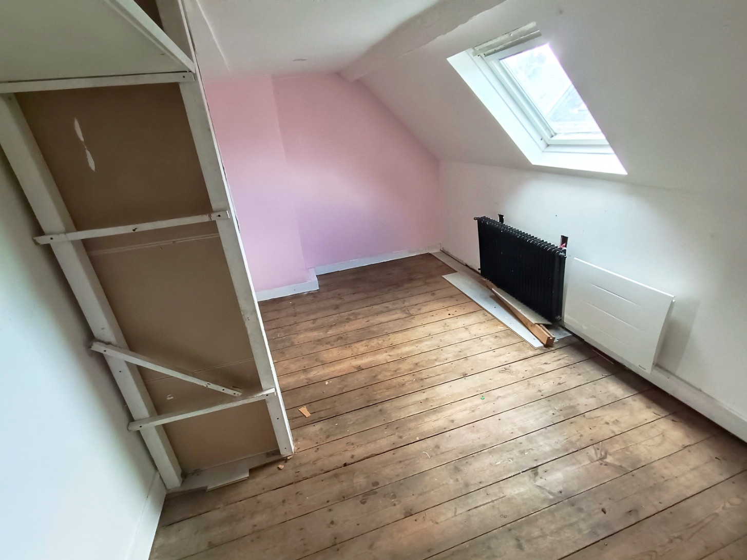 
                                                Vente
                                                 Maison 3 chambres, cour, cave St-Maurice