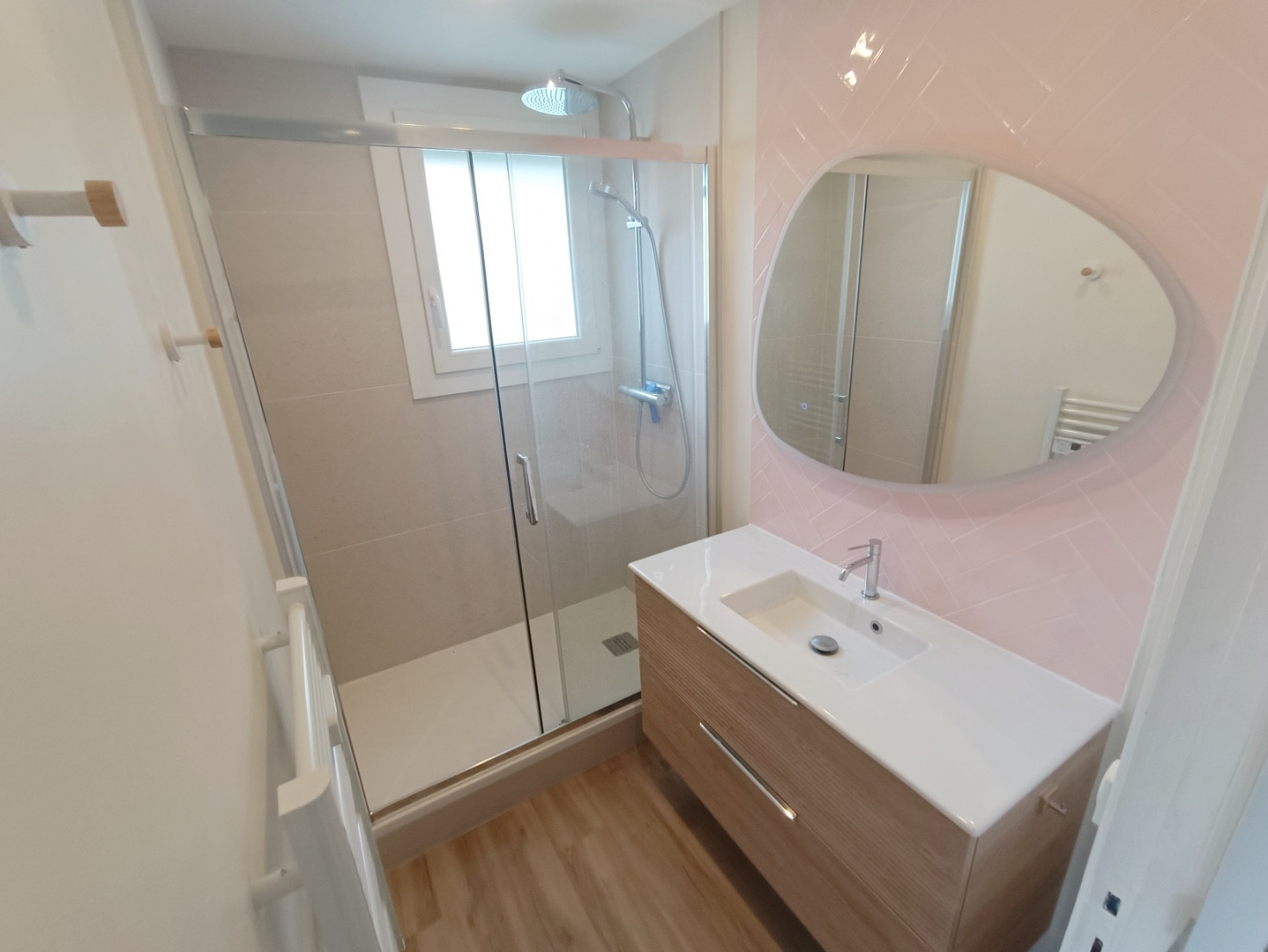 
                                                Location
                                                 Maison 3 chambres, garage et jardin