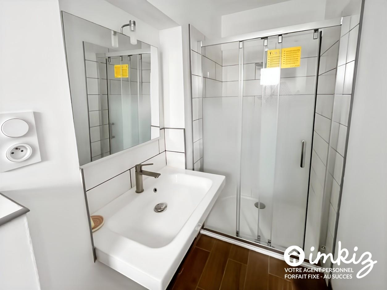 
                                                Vente
                                                 Maison 3 pièces  64 m2  - parking et jardin