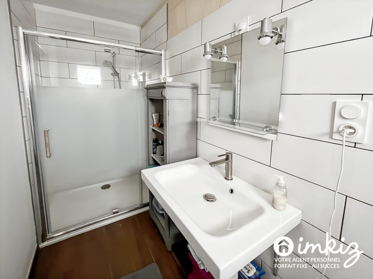 
                                                Vente
                                                 Maison 3 pièces  64 m2  - parking et jardin