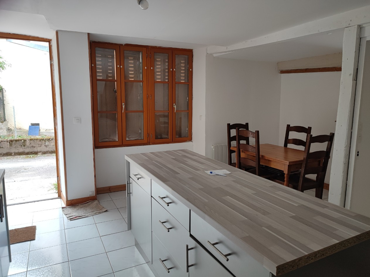 
                                                Vente
                                                 MAISON 3 PIECES 73 M² LEVROUX 36