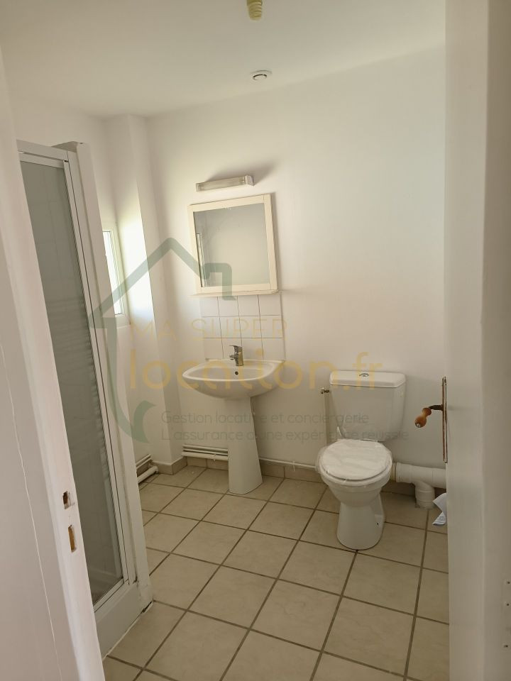 
                                                Location
                                                 Maison 3 pièces à Breuvraignes !