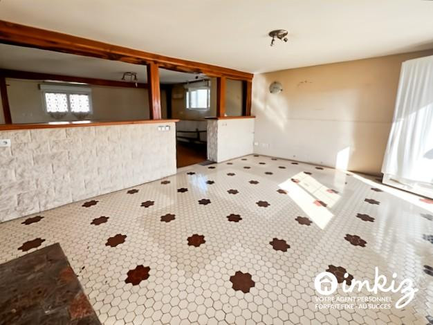 
                                                Vente
                                                 Maison 3 pièces à rénover avec jardin de 950m²