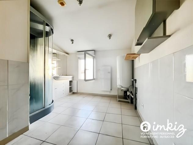 
                                                Vente
                                                 Maison 3 pièces à rénover avec jardin de 950m²