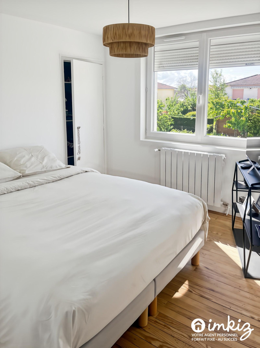 
                                                Vente
                                                 Maison 3 pièces bien située, intérieur refait neuf