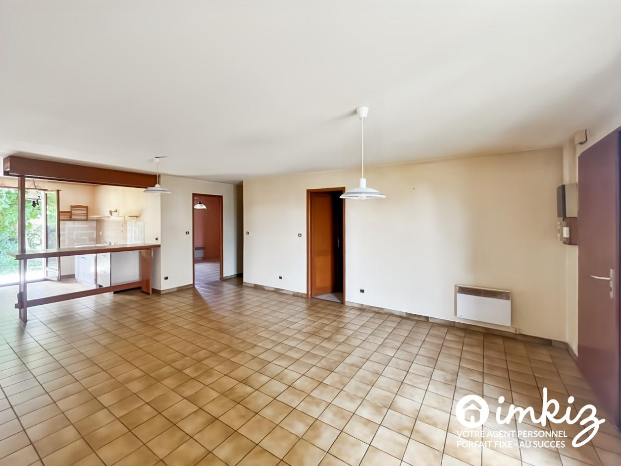 
                                                Vente
                                                 Maison 3 pièces de plain-pied