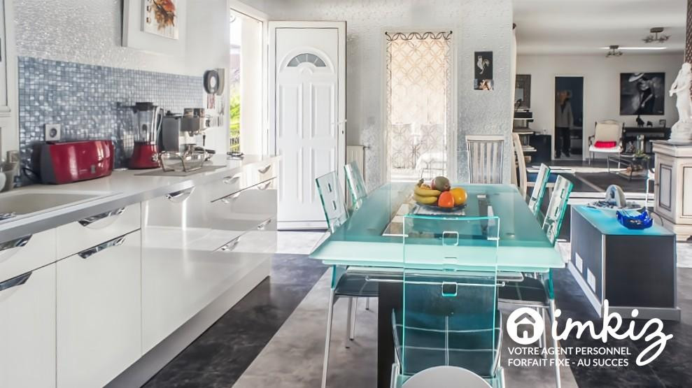 
                                                Vente
                                                 Maison 3 pièces exceptionnelle