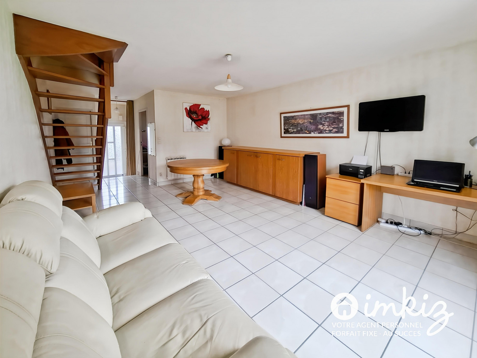 
                                                Vente
                                                 Maison 3 pièces située dans un quartier calme