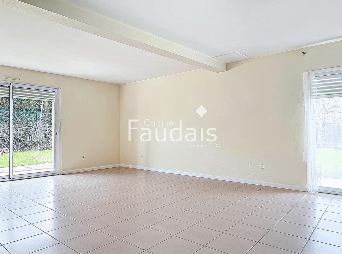 
                                                Vente
                                                 MAISON 4/5 CHAMBRES VIE DE PLAIN PIED