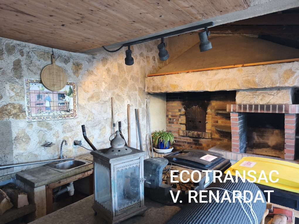 
                                                Vente
                                                 MAISON 4 CHAMBRES