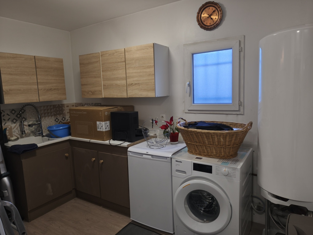 
                                                Vente
                                                 MAISON 4 CHAMBRES