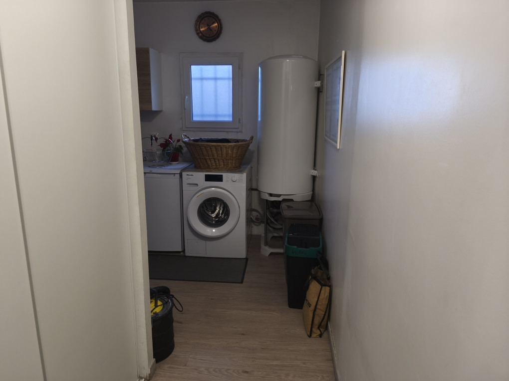 
                                                Vente
                                                 MAISON 4 CHAMBRES