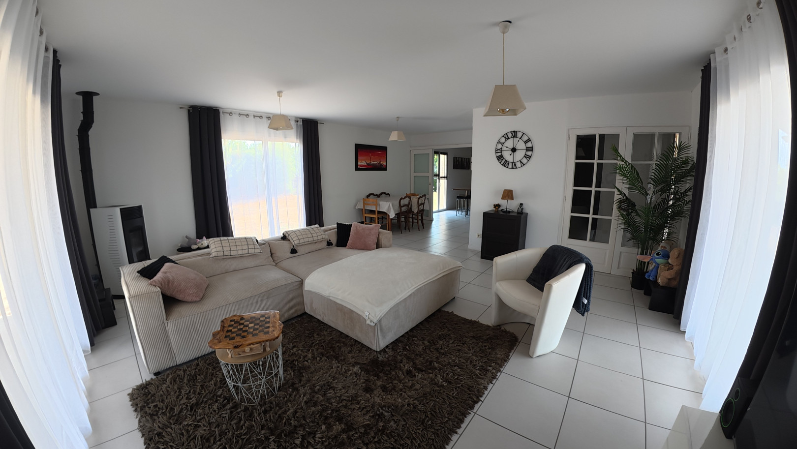 
                                                Vente
                                                 MAISON 4 CHAMBRES