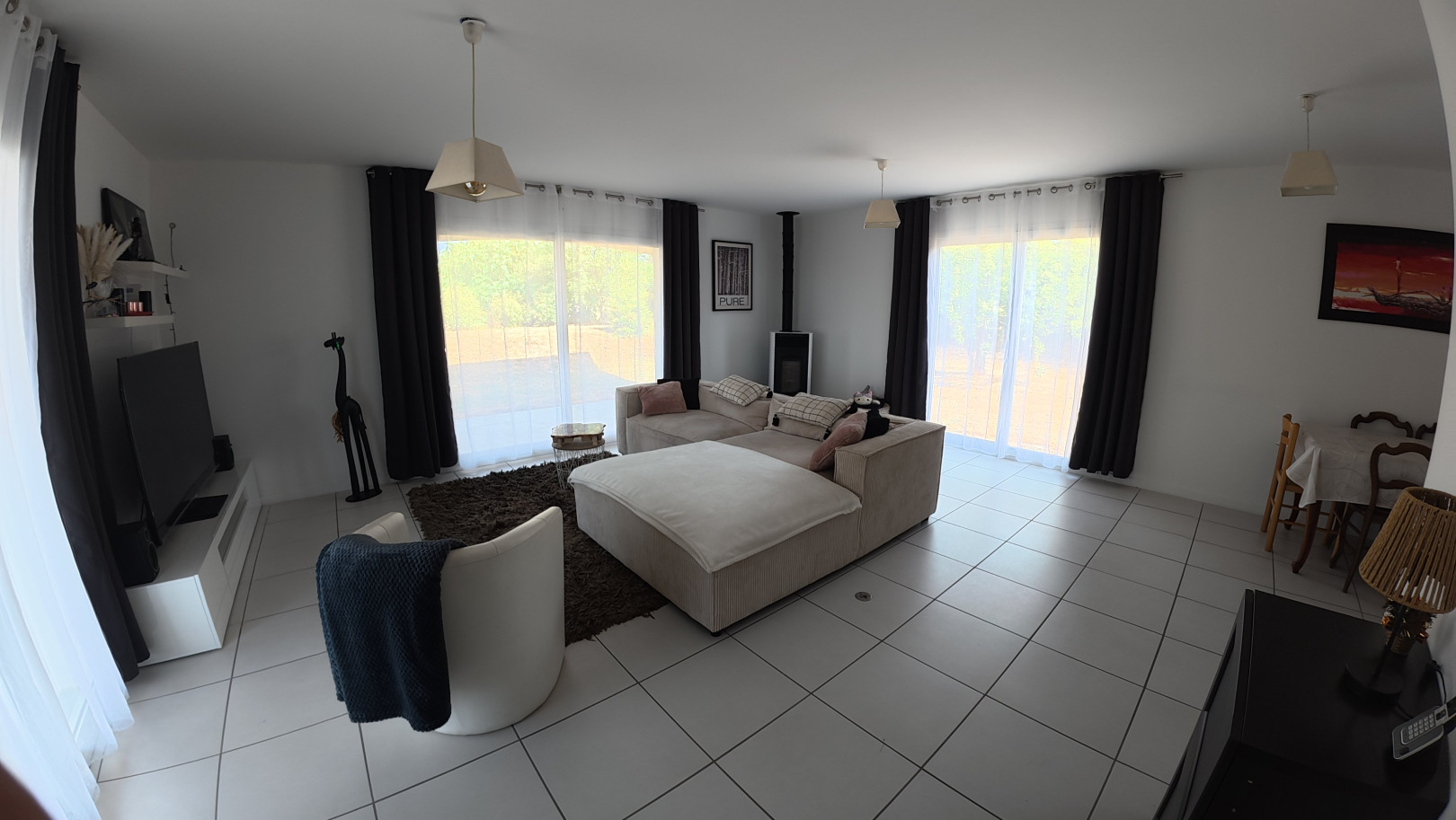 
                                                Vente
                                                 MAISON 4 CHAMBRES