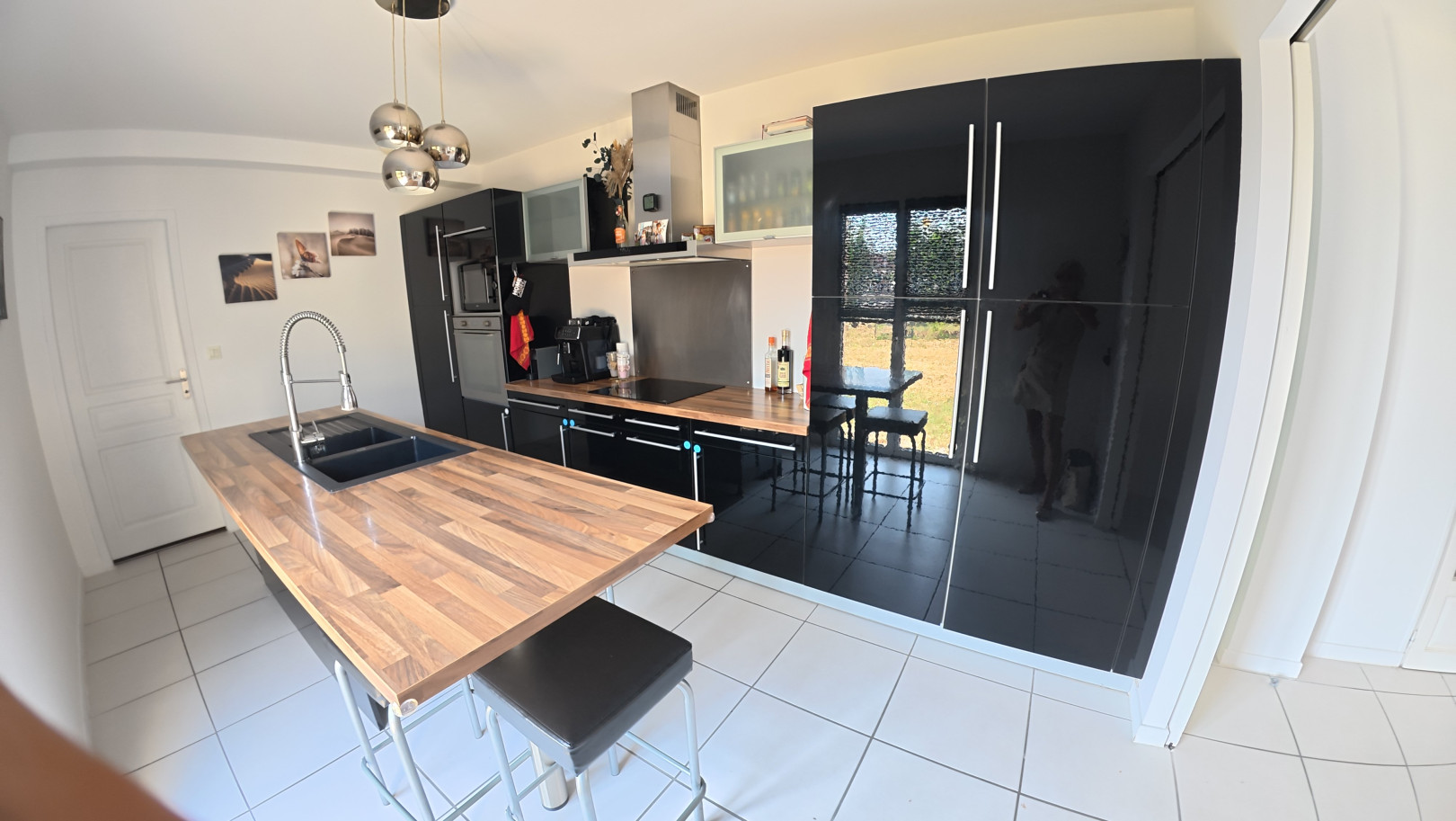 
                                                Vente
                                                 MAISON 4 CHAMBRES