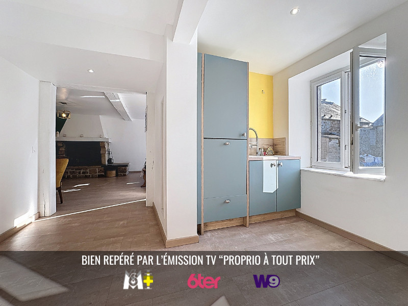 
                                                Vente
                                                 Maison 4 chambres à SOTTEVAST (50260)