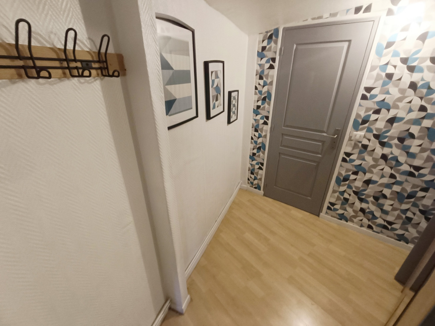 Vente
                                                 Maison 4 chambres avec petite cour