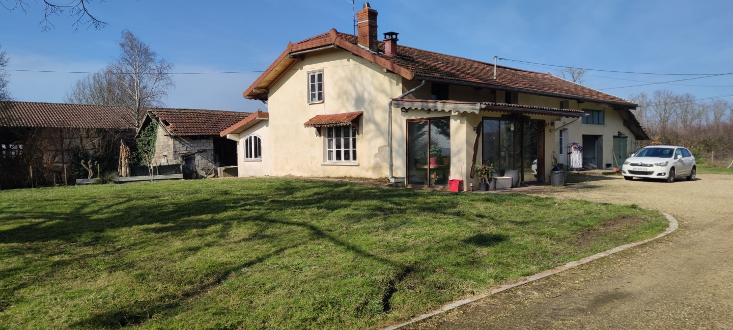 
                                                Vente
                                                 MAISON 4 CHAMBRES AVEC TERRAIN