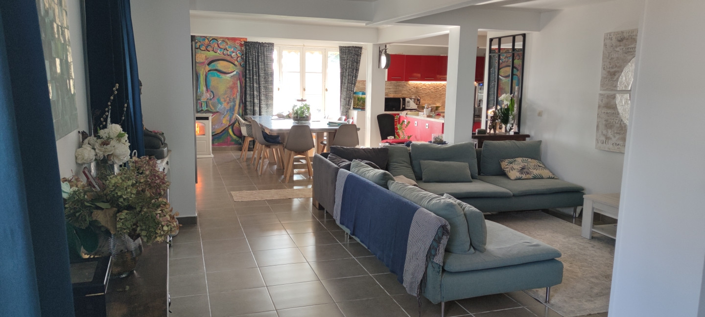 
                                                Vente
                                                 MAISON 4 CHAMBRES AVEC TERRAIN