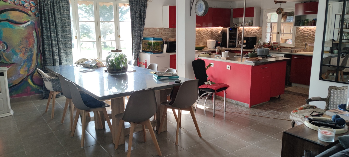 
                                                Vente
                                                 MAISON 4 CHAMBRES AVEC TERRAIN