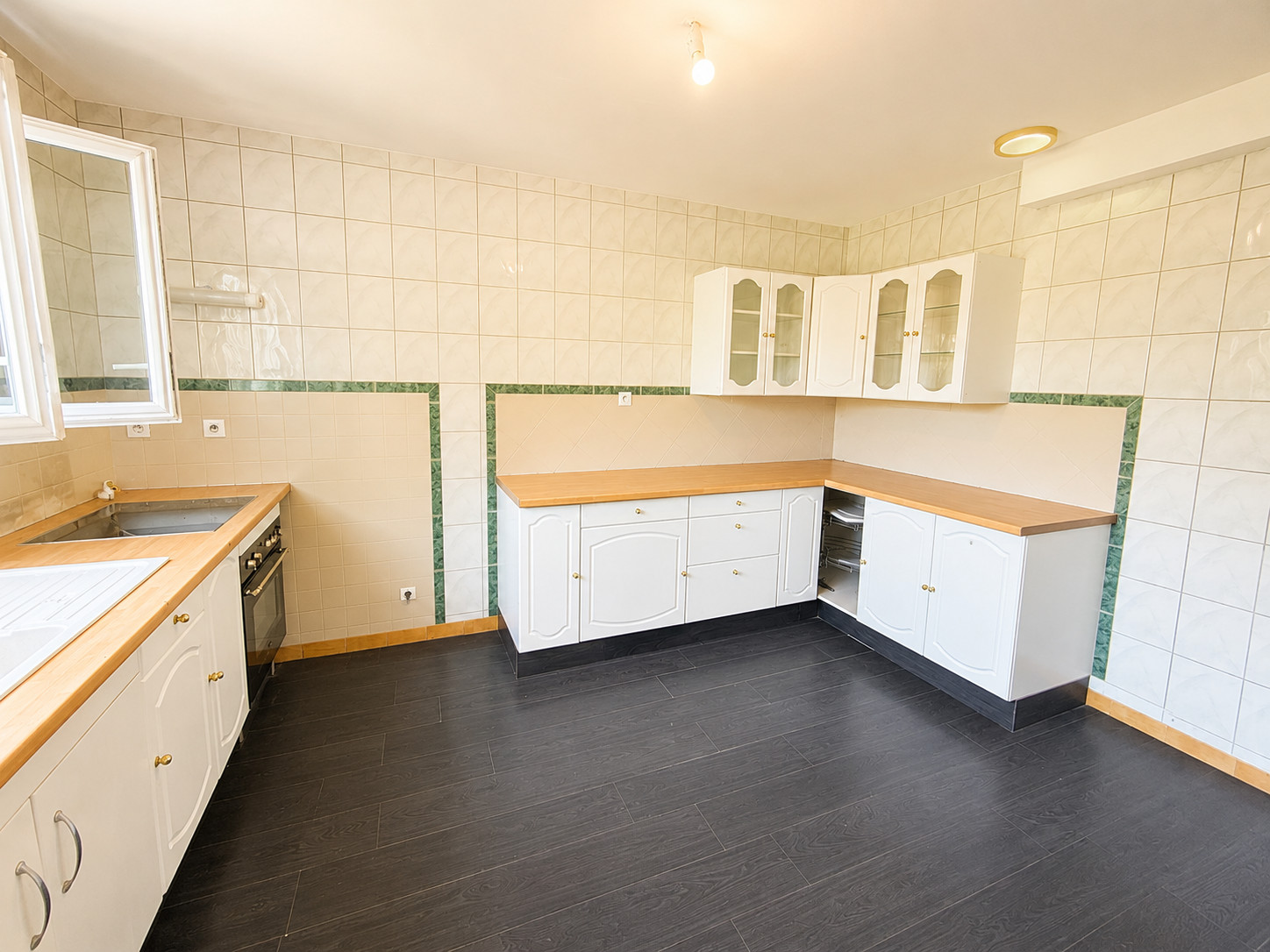 
                                                Vente
                                                 Maison 4 chambres avec vue dégagée – 98 m² – Terrain 450 m² – Villefontaine