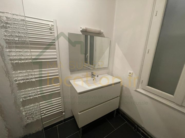 
                                                Location
                                                 Maison 4 chambres de 111 m2 situé à SAINT-QUENTIN