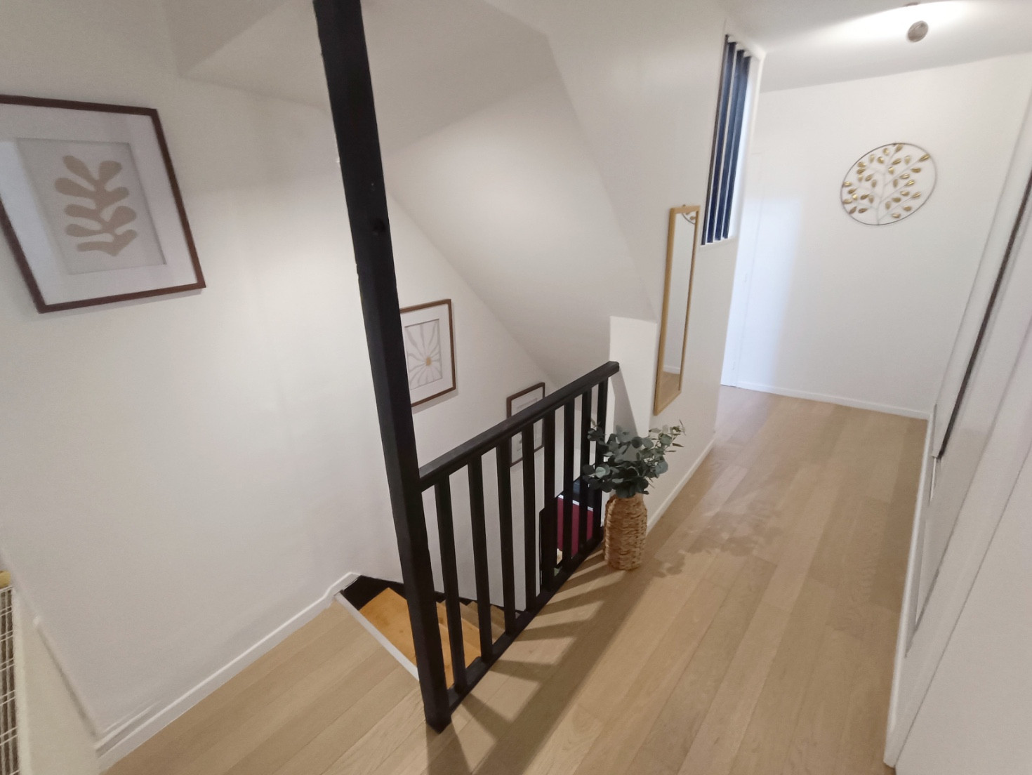 
                                                Vente
                                                 Maison 4 chambres, jardin et garage