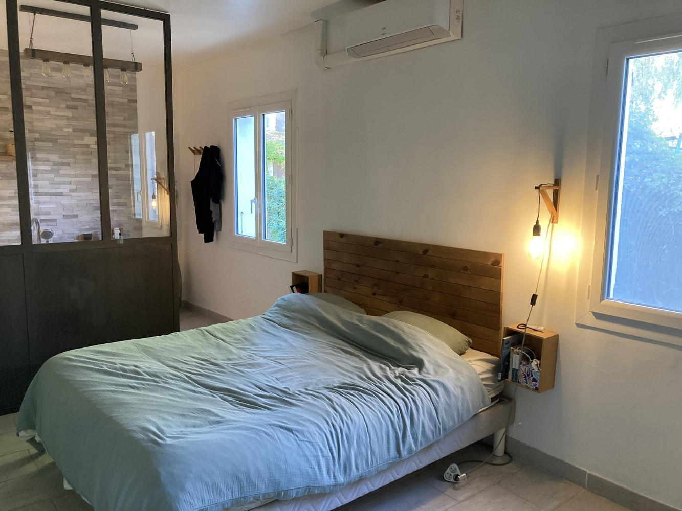 
                                                Vente
                                                 maison 4 chambres, piscine, 1280 m² terrain