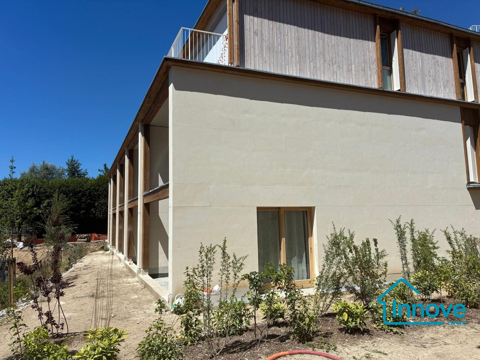 
                                                Vente
                                                 Maison 4 chambres Rive Gauche Frais de notaire offerts