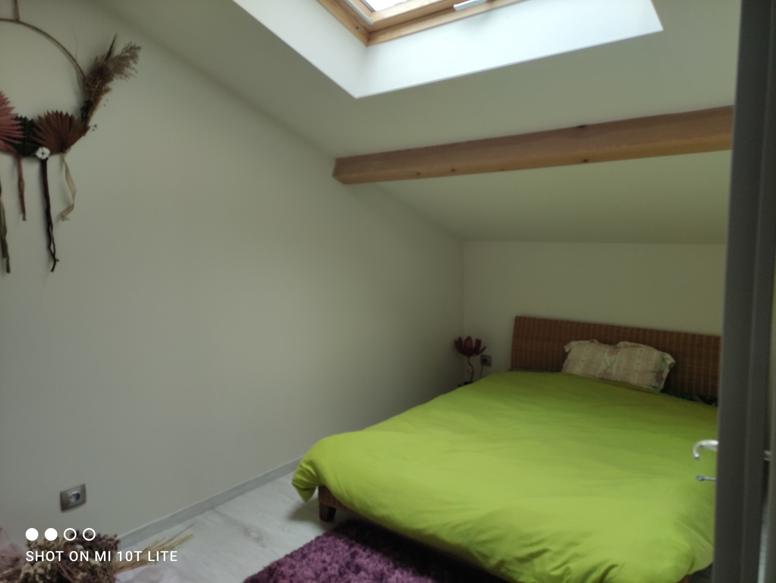 
                                                Vente
                                                 MAISON 4 CHAMBRES SUR 663M2 DE TERRAIN AVEC TERRAIN A BATIR