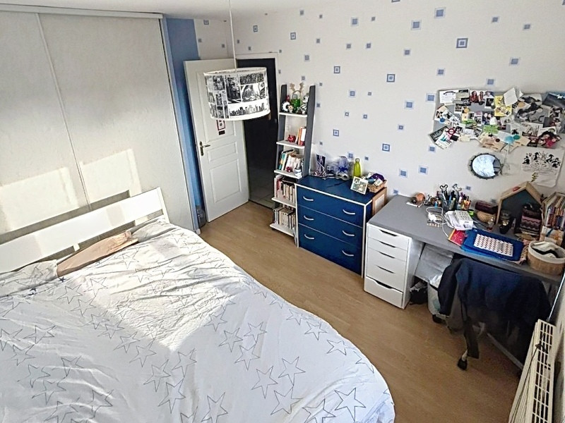 
                                                Vente
                                                 Maison - 4 chambres - Terrain avec piscine