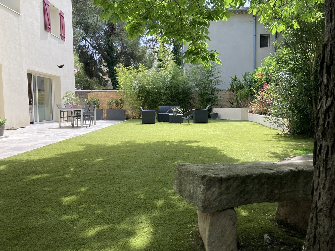 
                                                Vente
                                                 Maison 4 chbres avec piscine centre ville