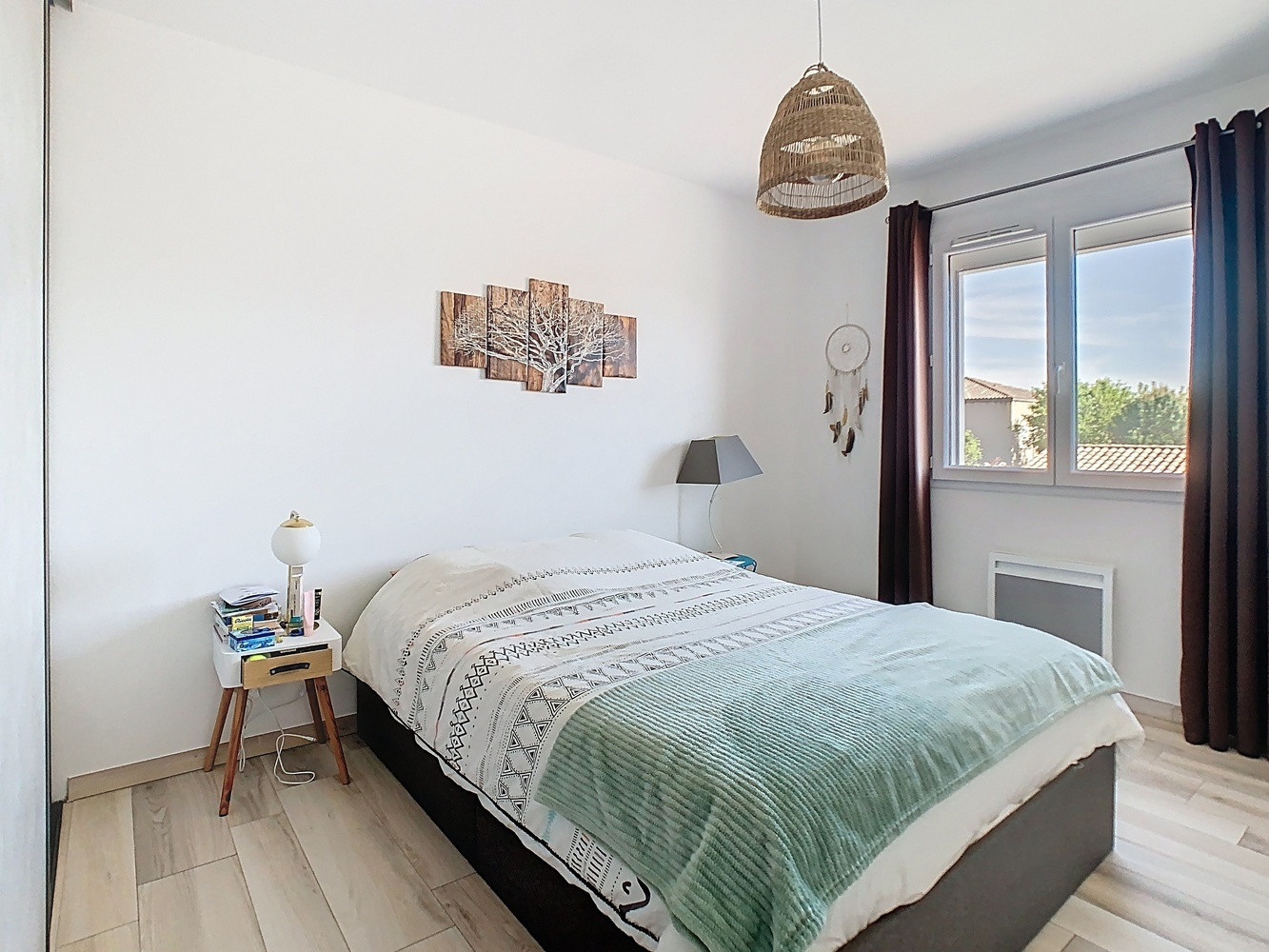 
                                                Vente
                                                 Maison 4 chbres de 2016 avec piscine / garage