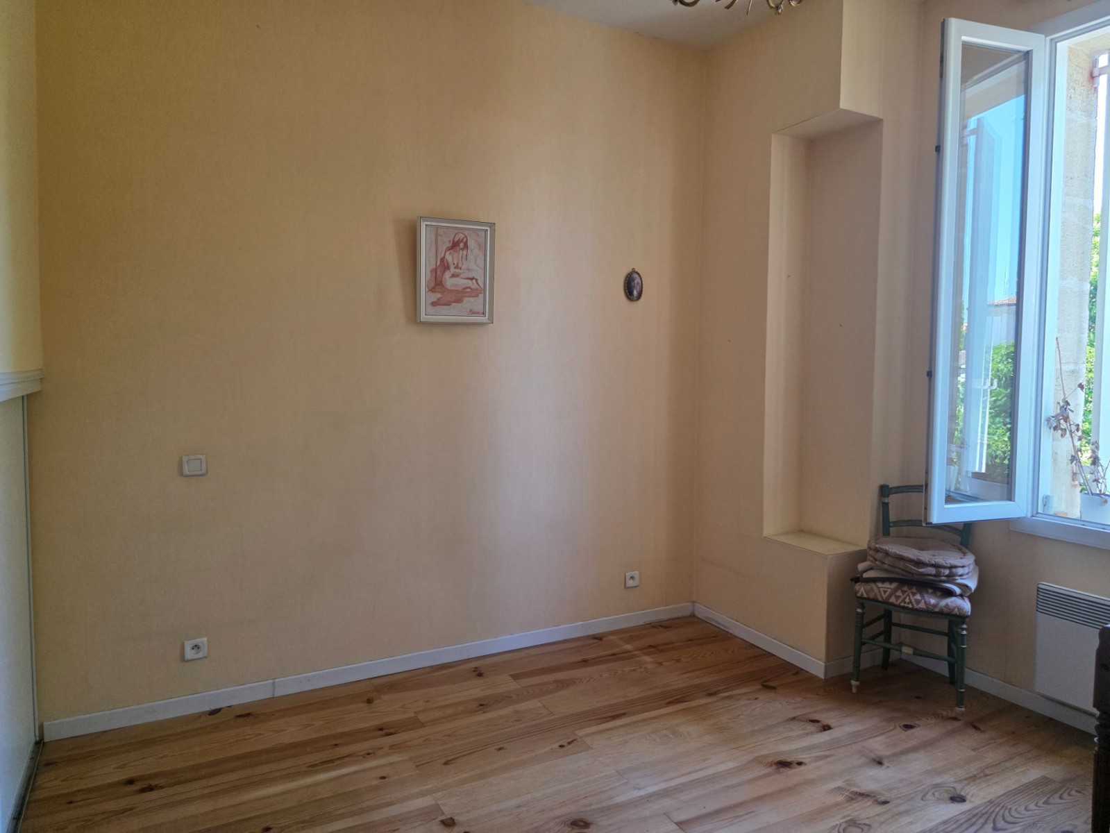 
                                                Vente
                                                 Maison 4 pièces 100 m²