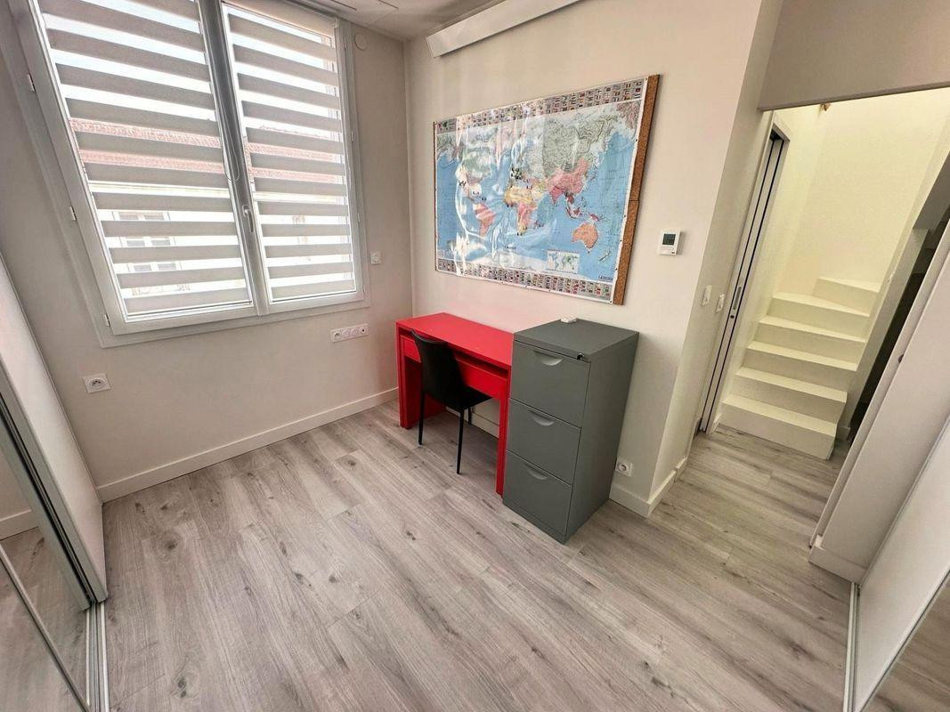 
                                                Location
                                                 Maison 4 pièces 100 m²