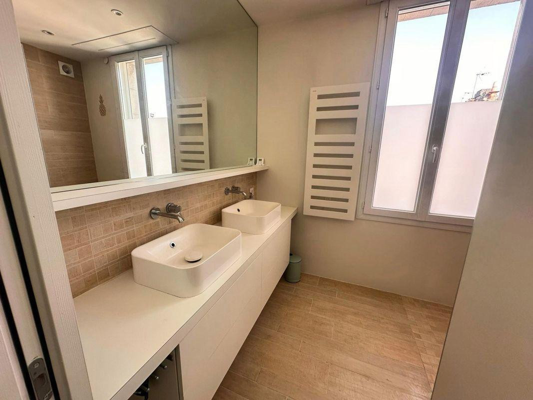 
                                                Location
                                                 Maison 4 pièces 100 m²