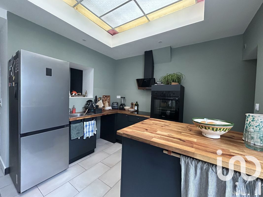 
                                                Location
                                                 Maison 4 pièces 109m²