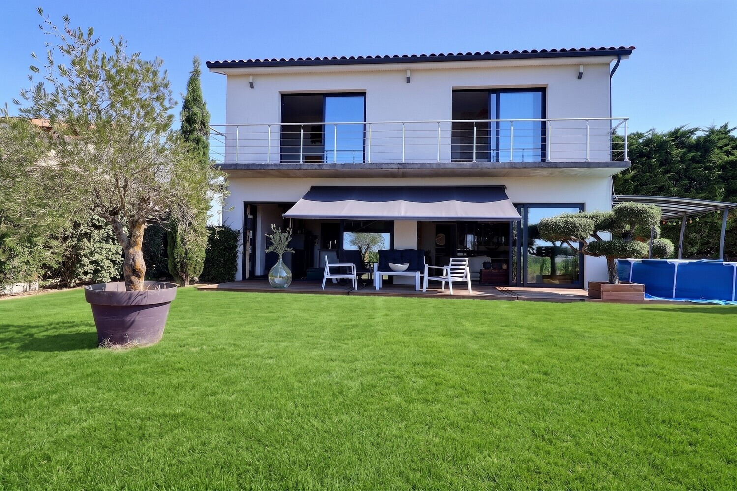 
                                                Vente
                                                 Maison 4 pièces 125 m² avec jardin