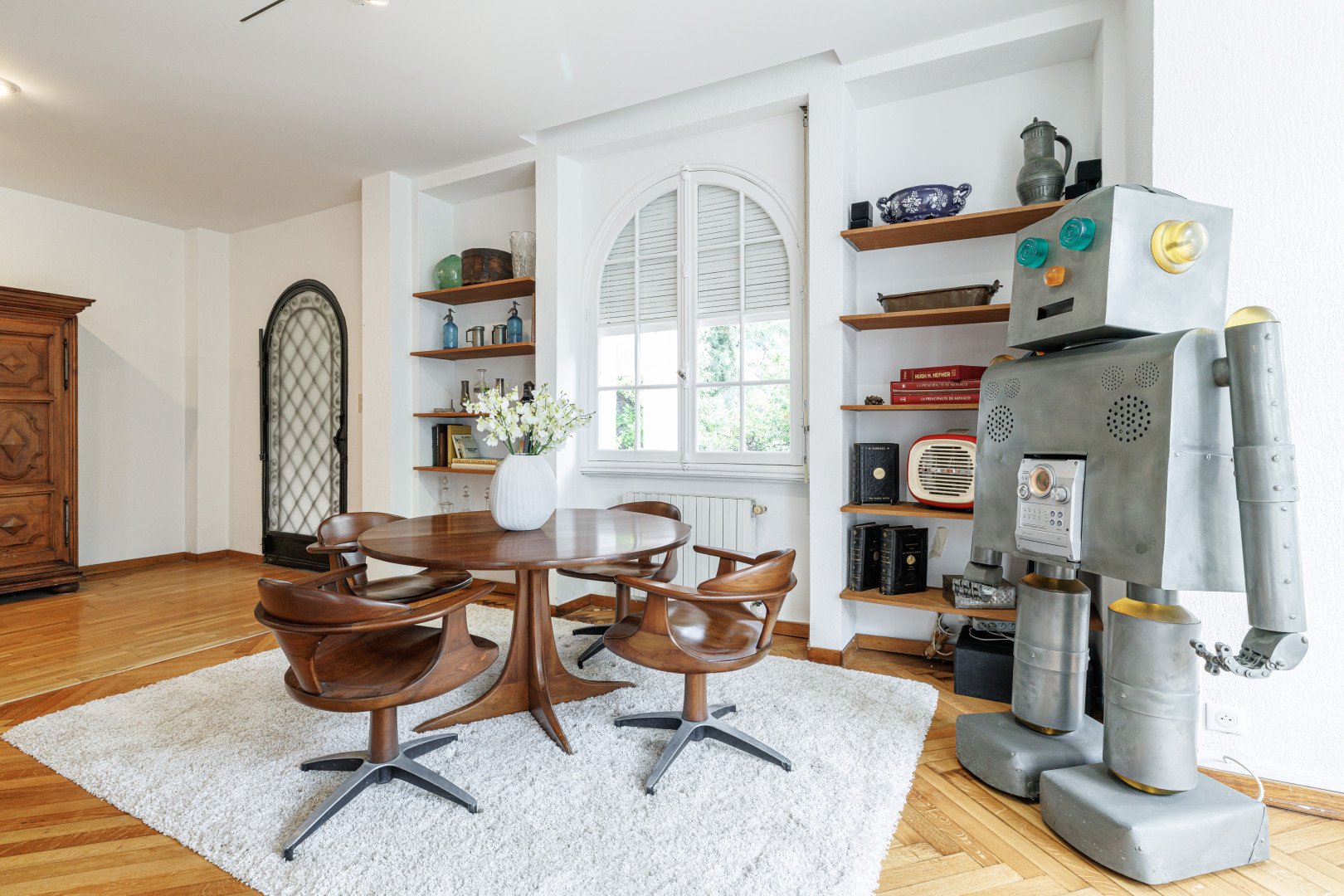 
                                                Vente
                                                 Maison  - 4 pièces  - 220.9 m²