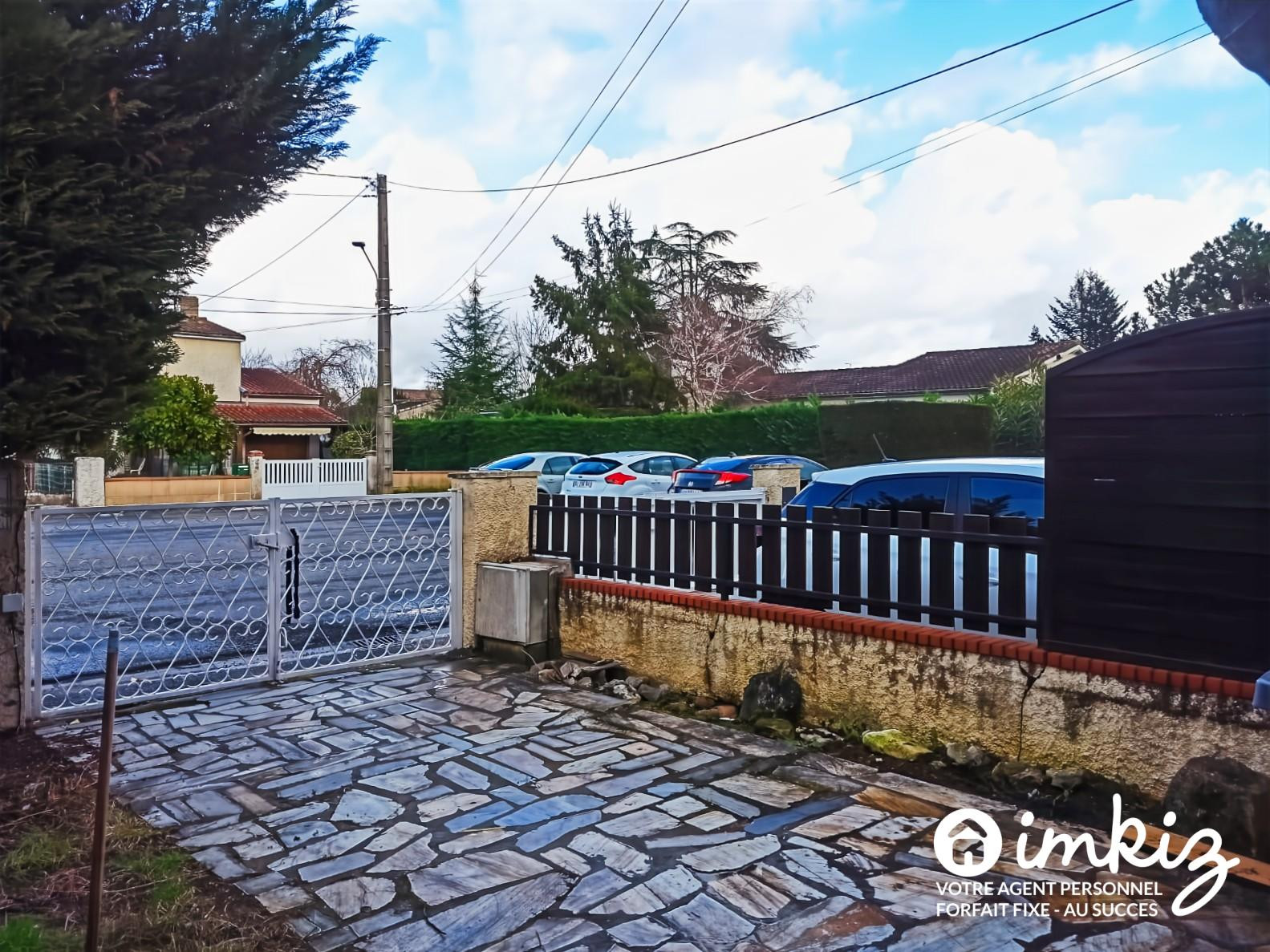 
                                                Vente
                                                 Maison 4 pièces , 3 chambres , jardin au calme