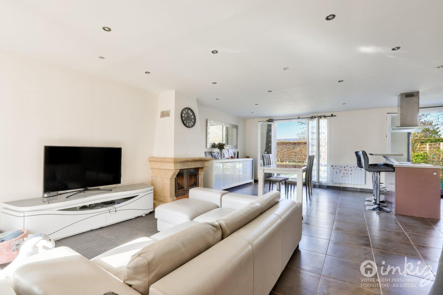 Vente
                                                 Maison 4 pièces 5 minutes a pied du RER A