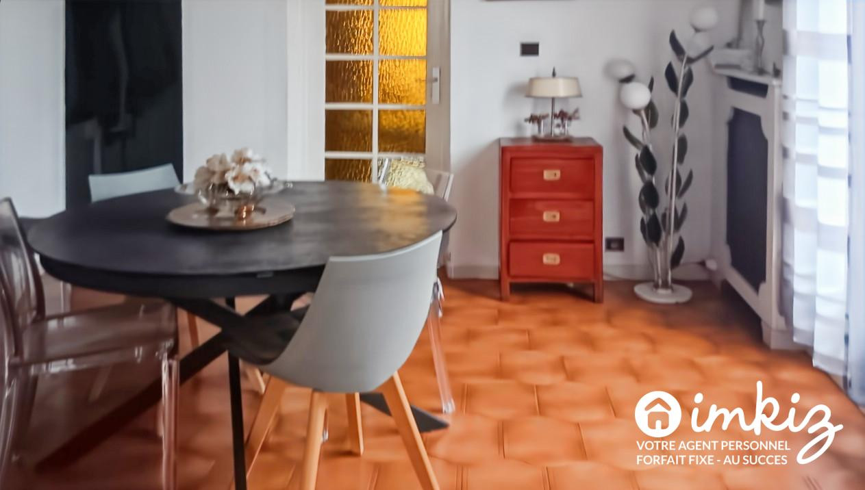 
                                                Vente
                                                 Maison 4 pièces
