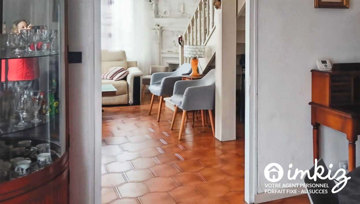 
                                                Vente
                                                 Maison 4 pièces