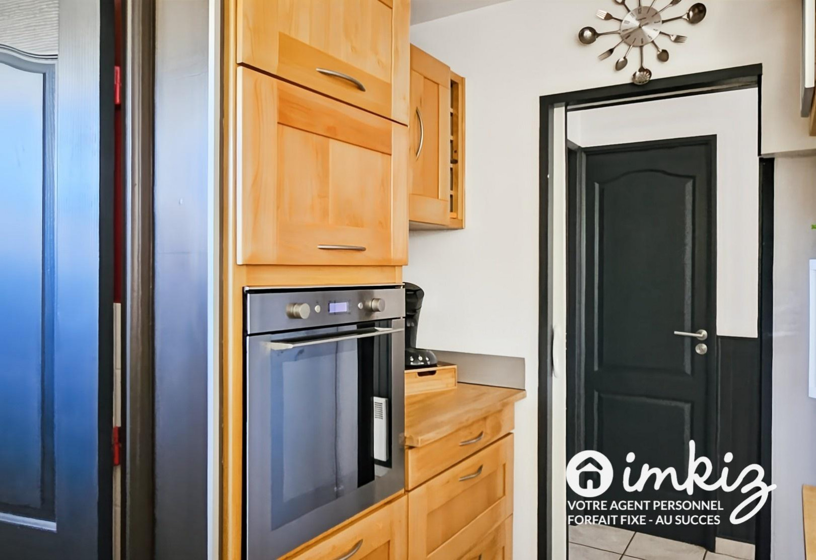 
                                                Vente
                                                 Maison 4 pièces
