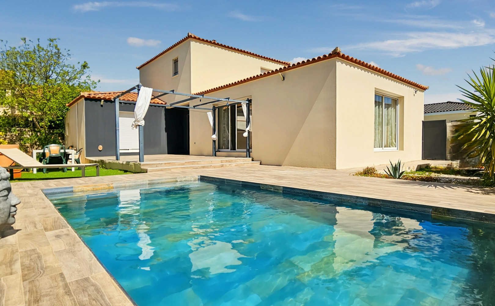 
                                                Vente
                                                 Maison 4 pièces