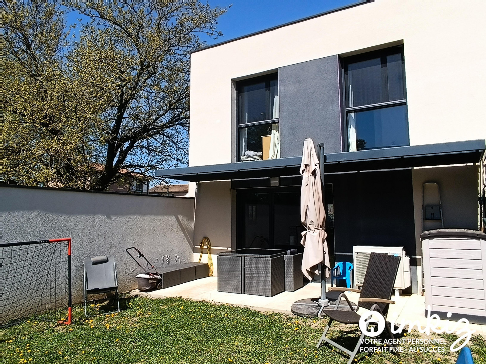 
                                                Vente
                                                 Maison 4 pièces